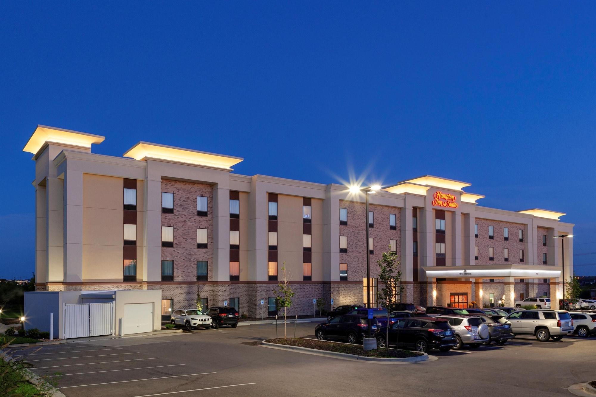 Stanley Hampton Inn & Suites Overland Park South מראה חיצוני תמונה
