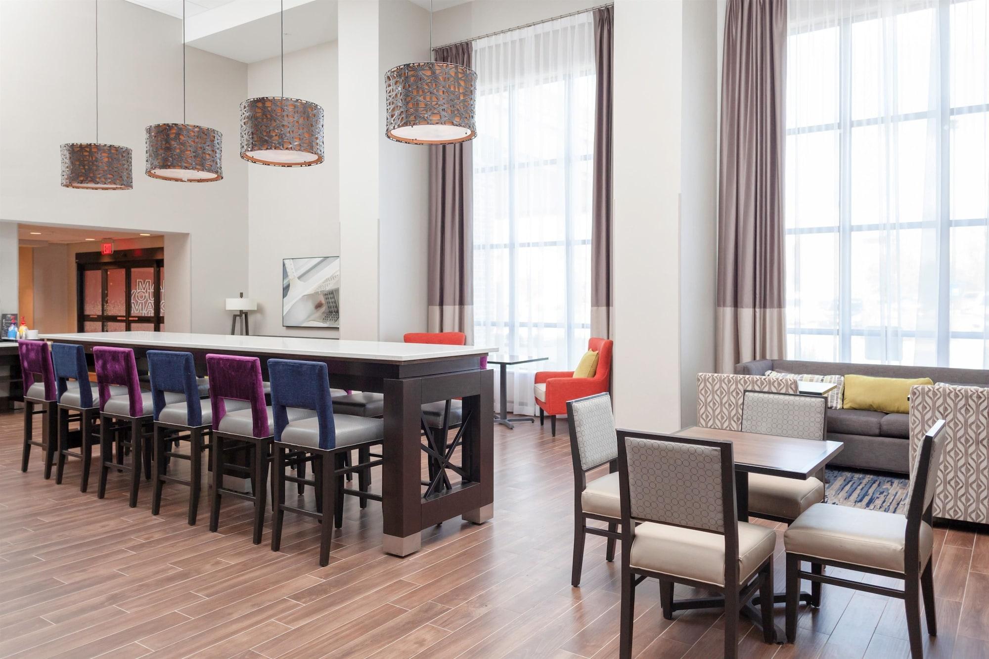Stanley Hampton Inn & Suites Overland Park South מראה חיצוני תמונה