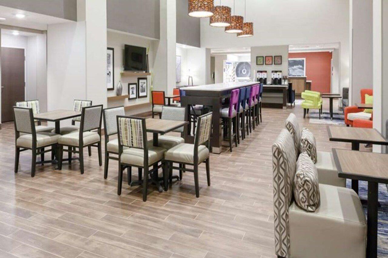 Stanley Hampton Inn & Suites Overland Park South מראה חיצוני תמונה